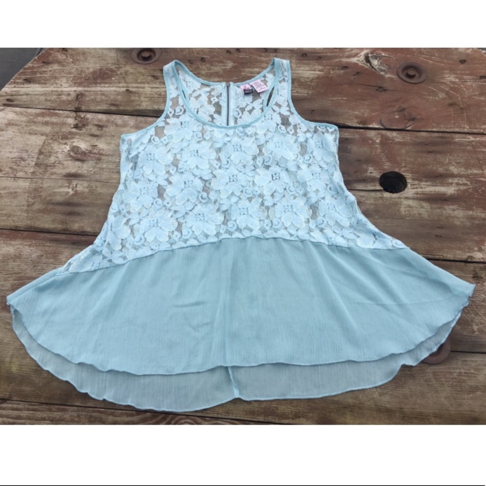 Love On A Hanger Women’s Tank